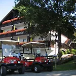 Hotel Rottaler Hof 4*